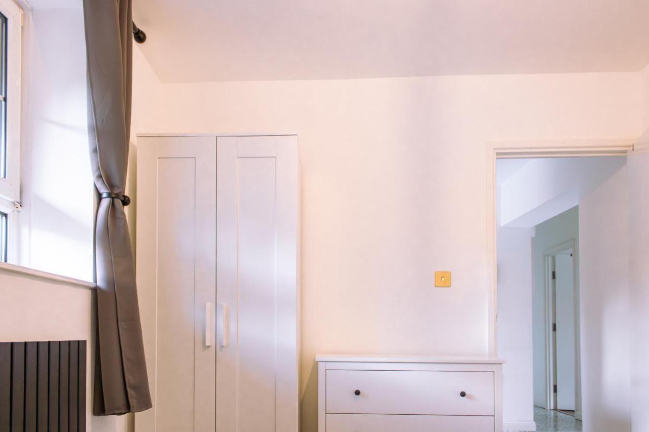 Nice 4 Bedroom Apartment Near City Centre 2-Min Walk To Metro !! Business & Family Friendly!! Londres Exterior foto